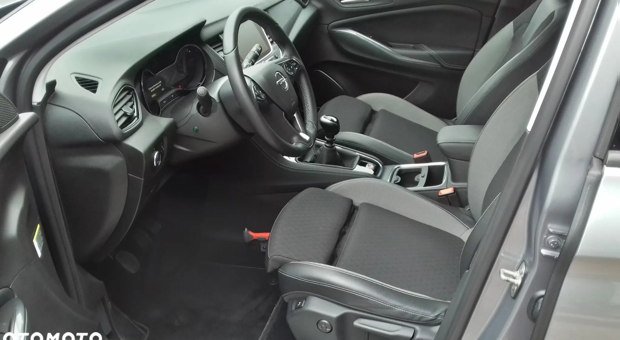 Opel Grandland X cena 65990 przebieg: 188000, rok produkcji 2020 z Wałbrzych małe 379